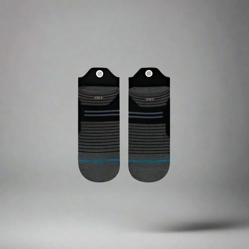Unisex Run Light Tab ST Sock - Black - Image 3