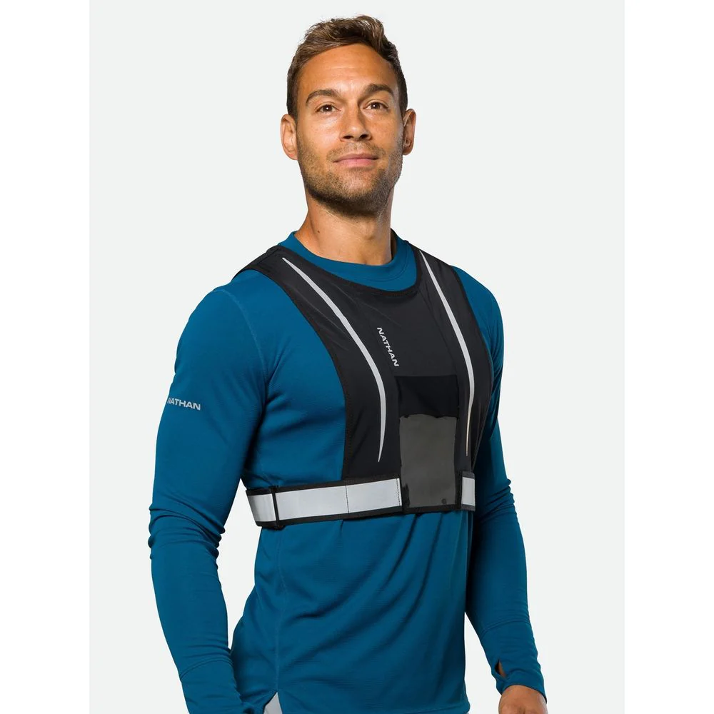 Unisex HYPERNIGHT REFLECTIVE STASH VEST - Black - Image 5